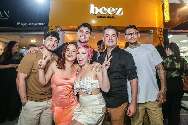 Alexsander Sidney, Victor Lourenço, Cinthia, Maria Cardoso, Reno Rocha e Matheus Sousa