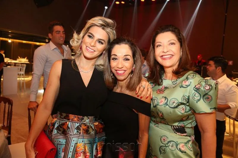Amanda e Marcia Tavora e Guirlanda Ponte