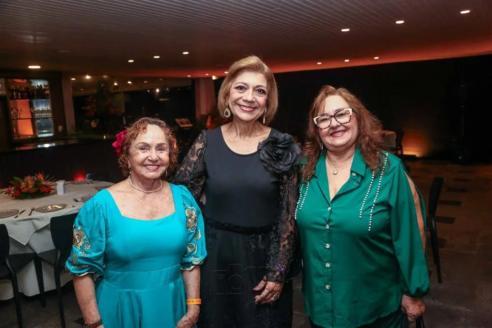Claudete Avelar, Priscila Cavalcante e Majo Silva