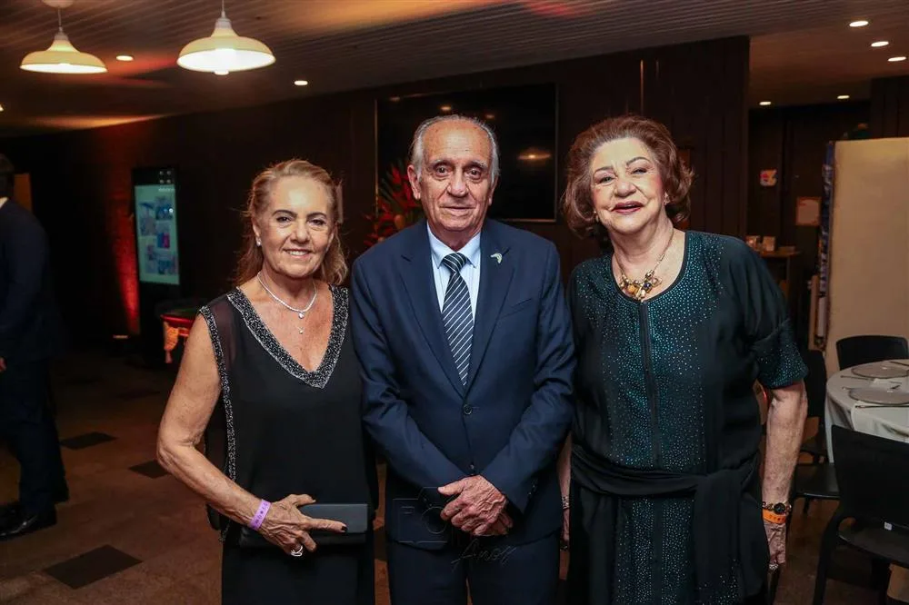 Conceição, João Guimarães e Mazé Campos