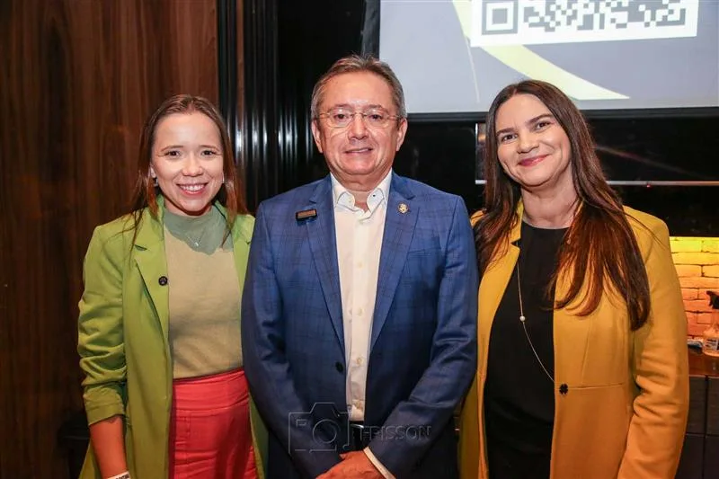 Camila Cruz, Cícero Rocha e Vanusa Ferraz