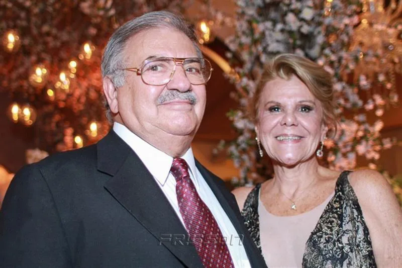 Carlos e Lania Petroni