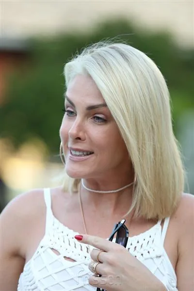 Ana Hickmann