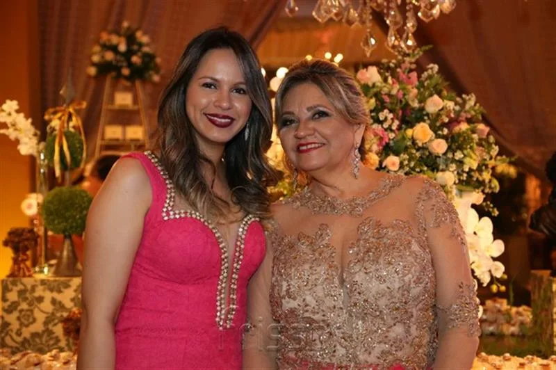 Aline Alves e Lena Braga