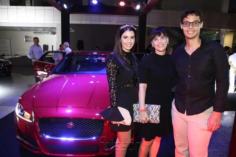 Camila Moreira, Fernanda Peixoto e Lúcio Salazar