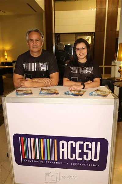 Antônio Salles Azevedo e Luci Lopes