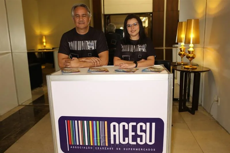 Antônio Salles Azevedo e Luci Lopes