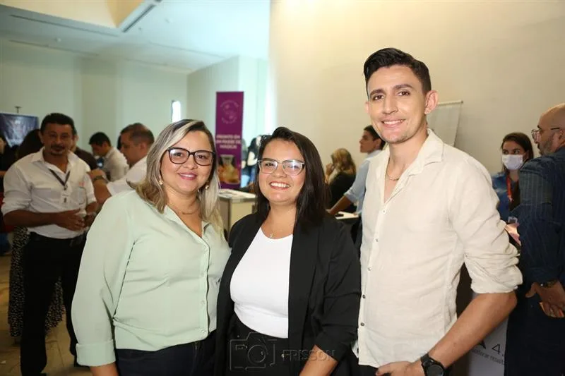 Elizabeth Costa, Suzana Maia e Iago Torres