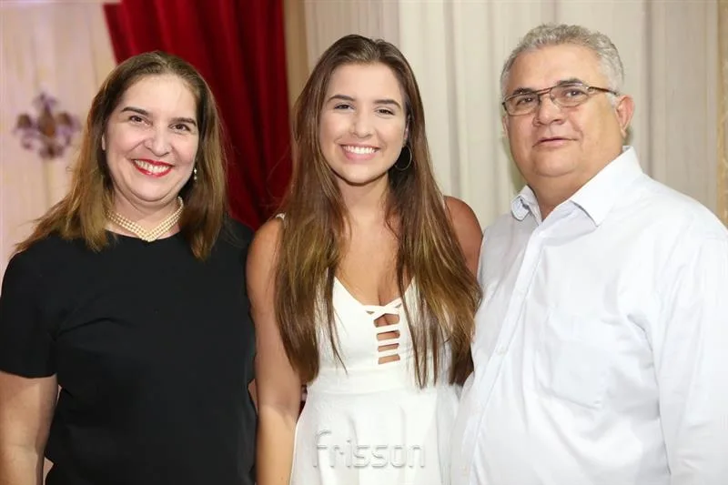 Adriana, Leticia Torquato e Wanderley Pedrosa