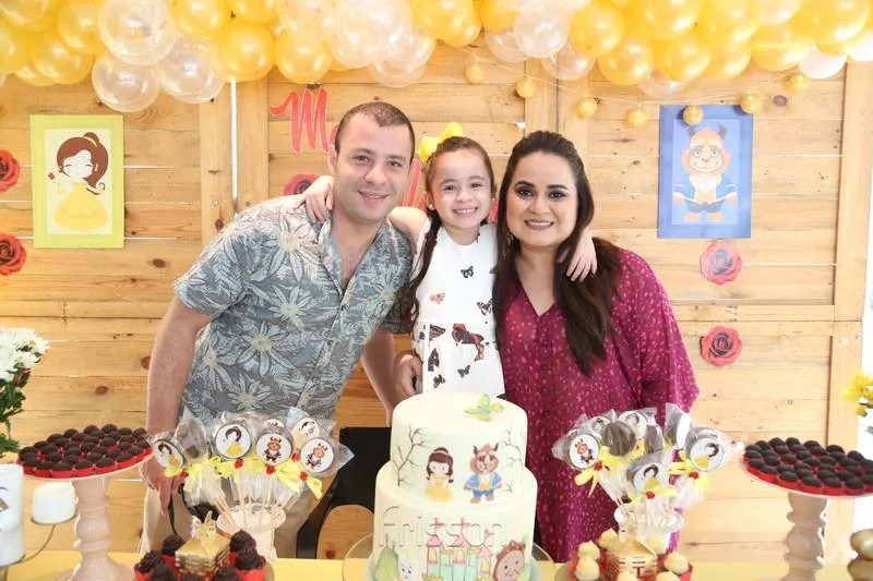 Alae Benazzu, Mariam Valentina e Janille Brasileiro