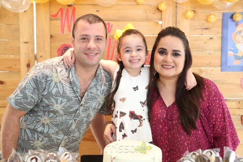 Alae Benazzu, Mariam Valentina e Janille Brasileiro