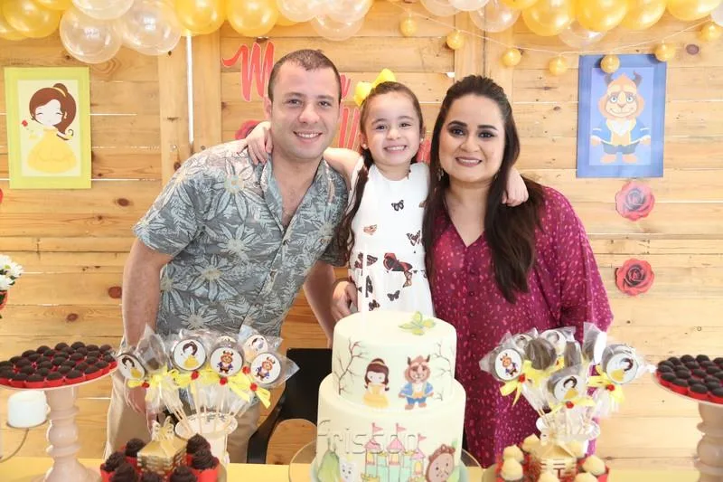 Alae Benazzu, Mariam Valentina e Janille Brasileiro