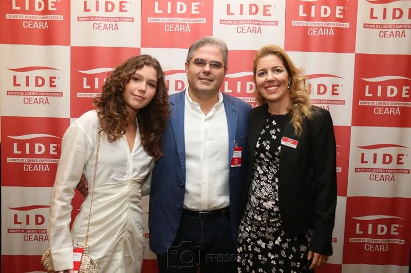 Beatriz, Edson Queiroz Neto e Ticiana Rolim