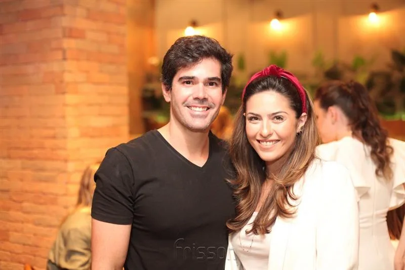 Garcez Neto e Amanda Lira
