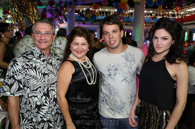 Alexandre, Hanna Felix, Jose e Teka Otoch