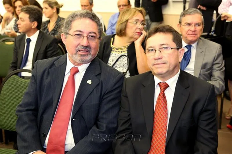 Cláudio Ricardo Gomes e Alcir Porto