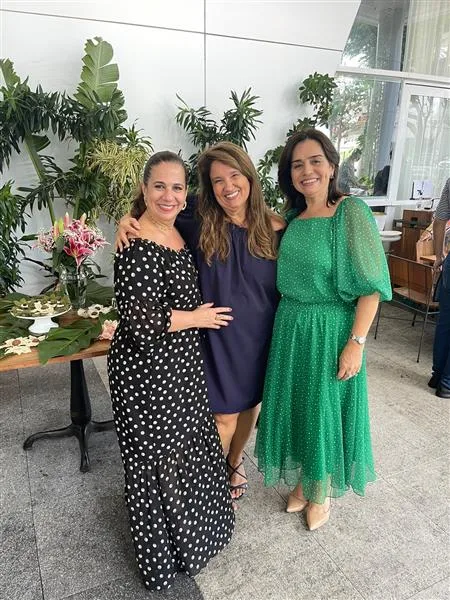 Martinha Assunção, Safira Moreira e Lia Freire