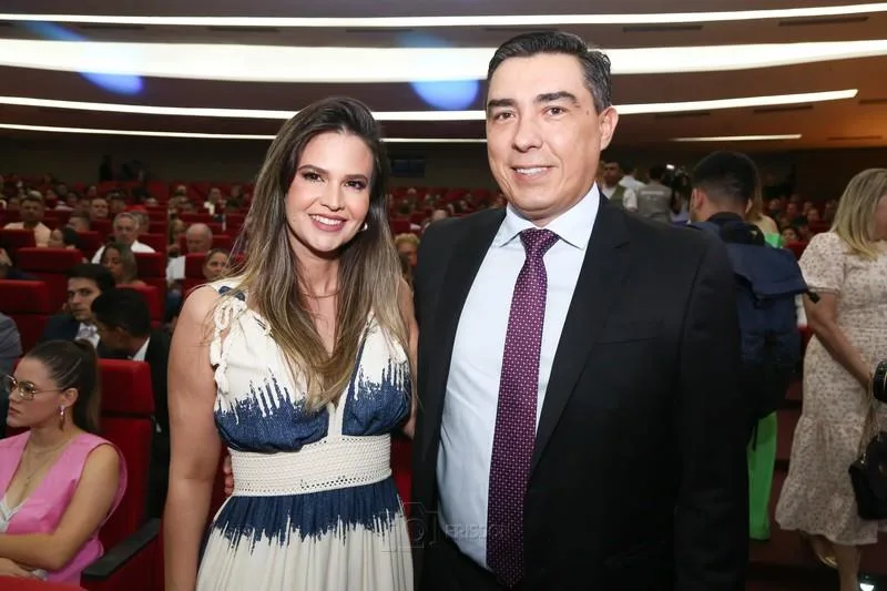 Aline Freitas e Júnior de Castro
