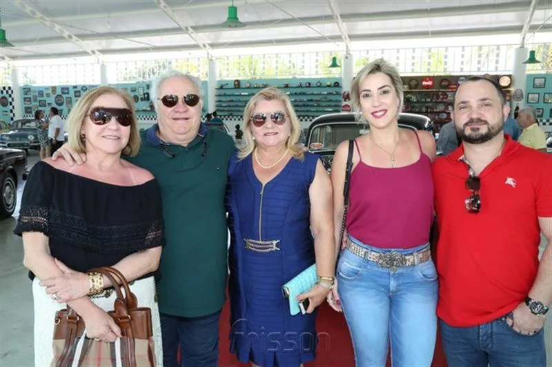 Divani, Marcos Ferraz, Dione Oliveira, Thelma Ferraz e Francisco Lisboa