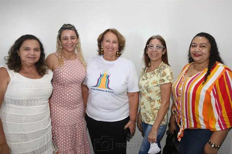 Angelize Custódio, Eveline Freire, Annette de Castro, Gorete Oliveira e Rejane Araújo