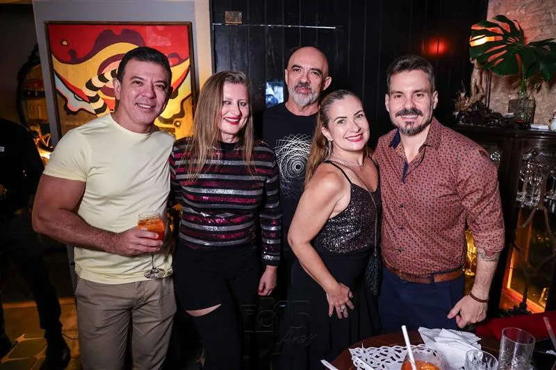 Alan Carvalho, Thelma Regina Braga, Manu Gomes, Briane de Castro e Miguel Filho