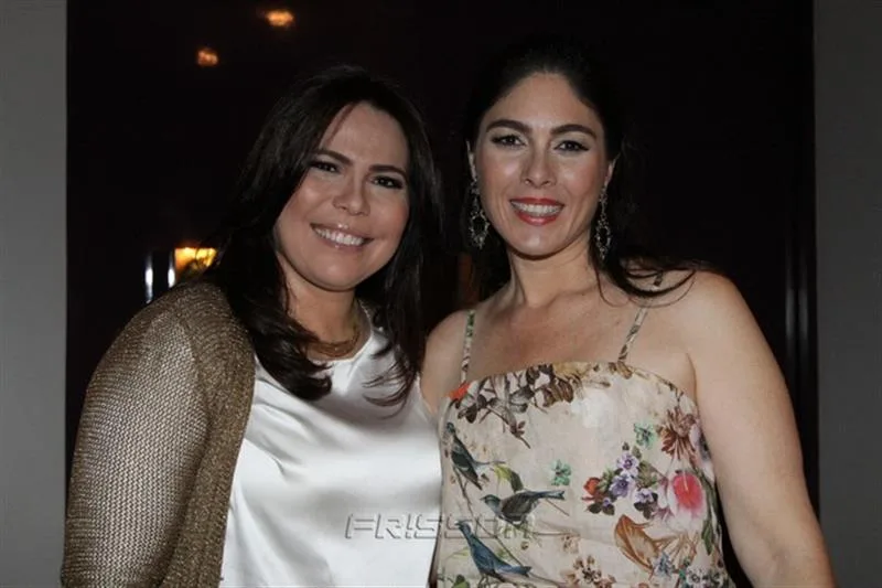Andrea Rios e Izabela Fiúza