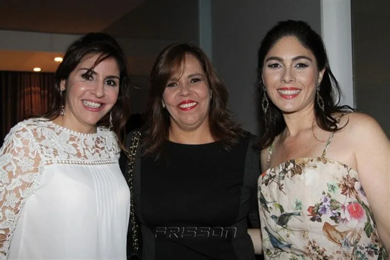 Cristiane Faria, Ailza Ventura e Izabela Fiúza