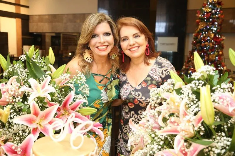 Aniversário de Cláudia Fujita e Silvinha Carneiro