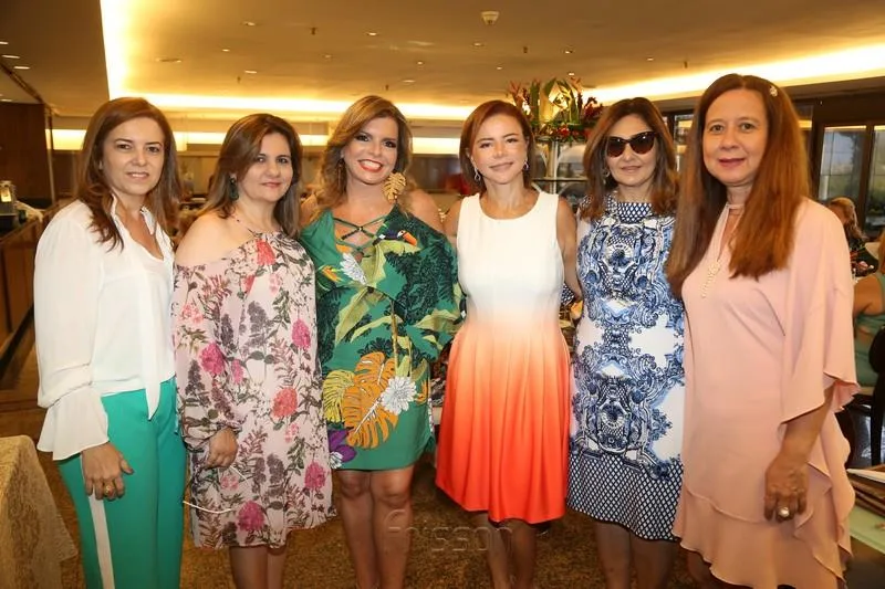 Aniversário de Cláudia Fujita e Silvinha Carneiro