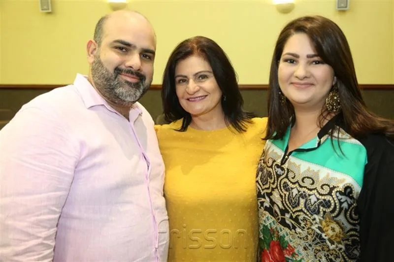 Davi, Glória Diógenes e Estela Girão