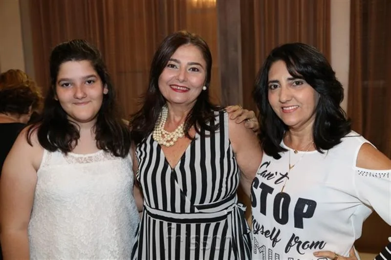 Alana, Silvana Gomes e Dayar Almeida