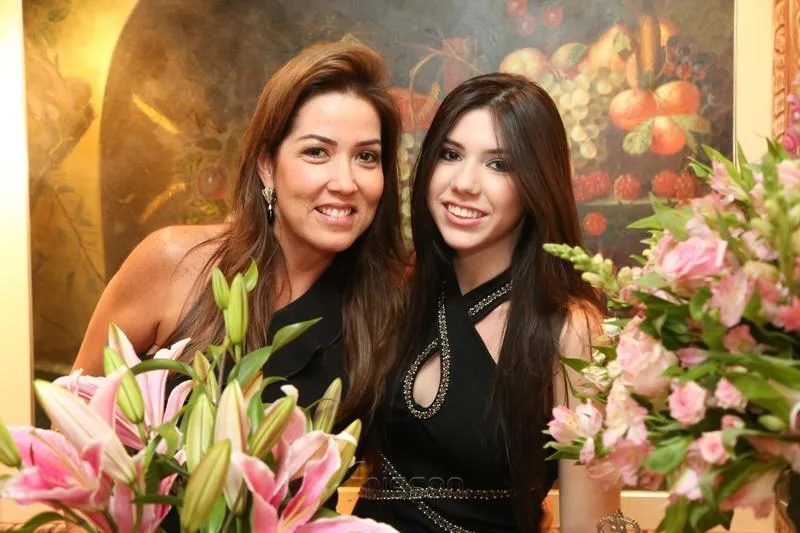 Ana Vládia e Maria Eduarda Sales