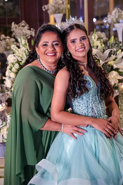 Adlinery e Cibelly Melo