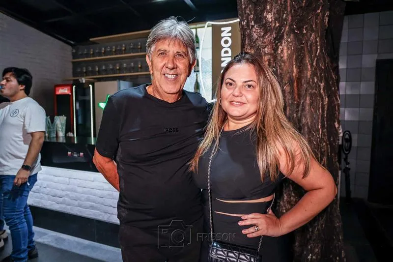 Ângelo e Tatiana Oliva