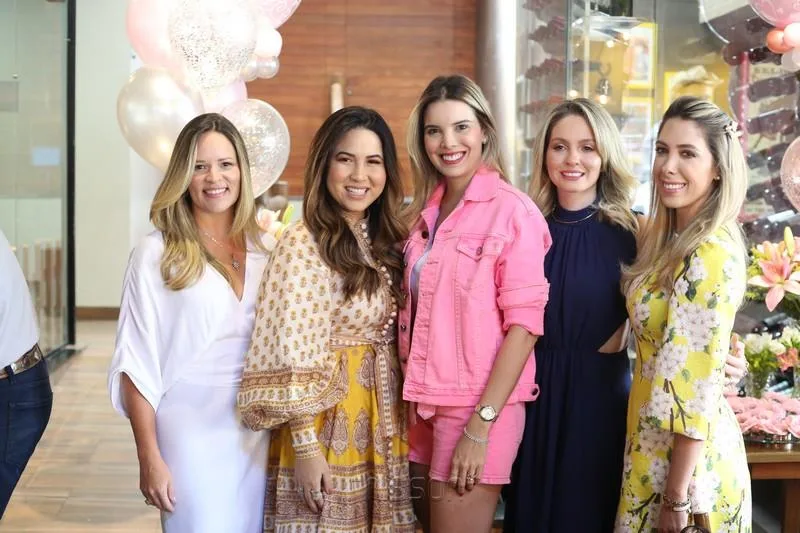 Aniversário de Maria Valentina e Carol Yamazaki