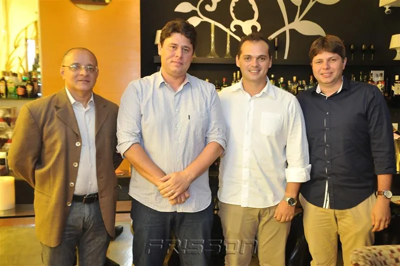 Paulo Arraiz, Ricardo Ary, Luttiane Dantas e Diogo Silva