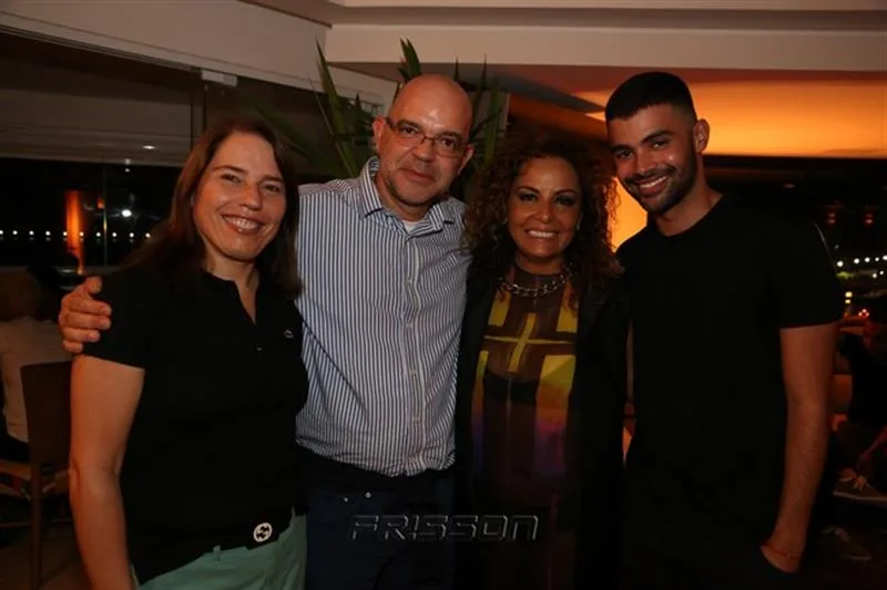 Denise Bezerra, Giovanni Frasson, Gil Santos e Vitoriano Campos