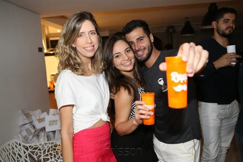 Lara Carvalho, Flavia Melo e Marcos Porto