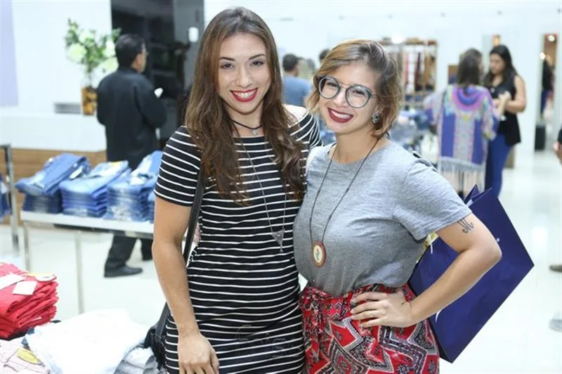 Carla Fernandes e Larissa Viegas