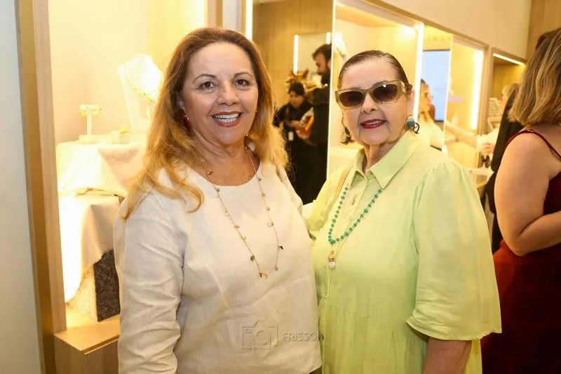 Ana Alice e Lúcia Pompeu