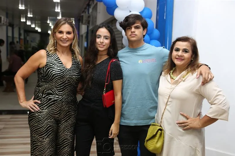 Ana Lorena, Maria Antonia Matos, Paulo Gabriel e Sandra Pereira