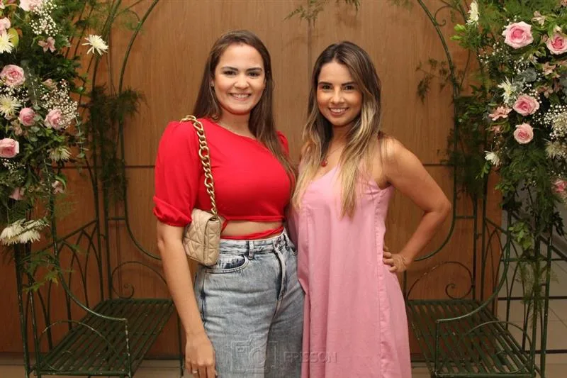 Bruna Menezes e Carol Barroso