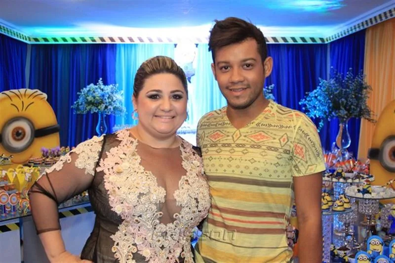 Estrela Lobo e Kall Souza