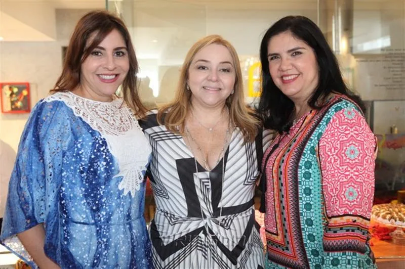 Cristiane Faria, Sandra Fujita e Natasha Martins