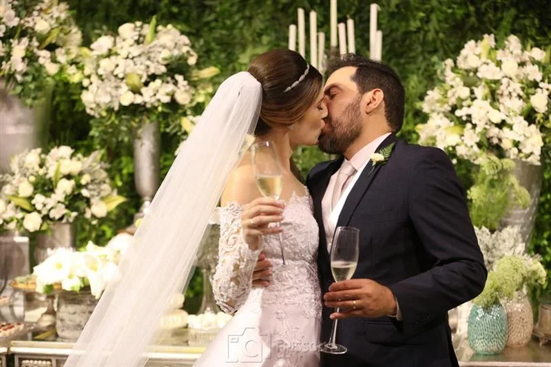 Brinde Eduardo Cruz e Lara Mesquita