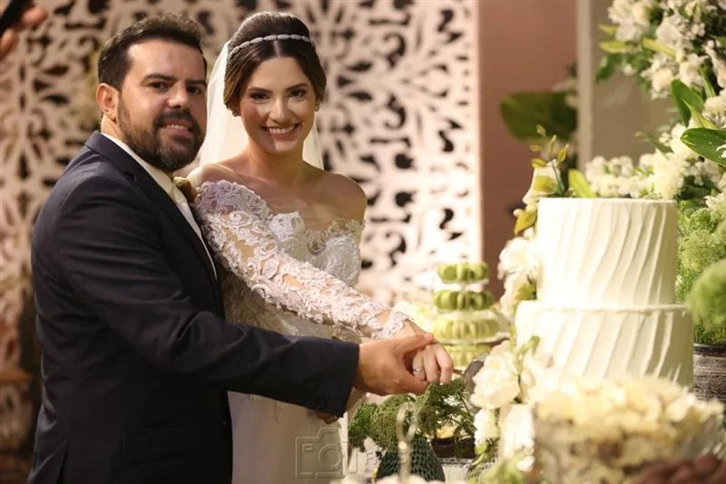 Corte de Bolo Eduardo Cruz e Lara Mesquita