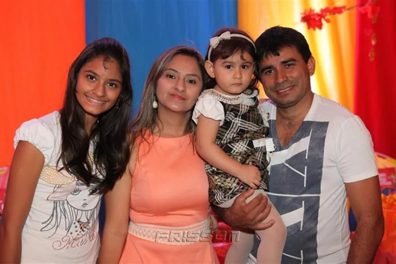 Andreza, Ana Cássia e Ana Sofia Cordeiro, Valmir Martins