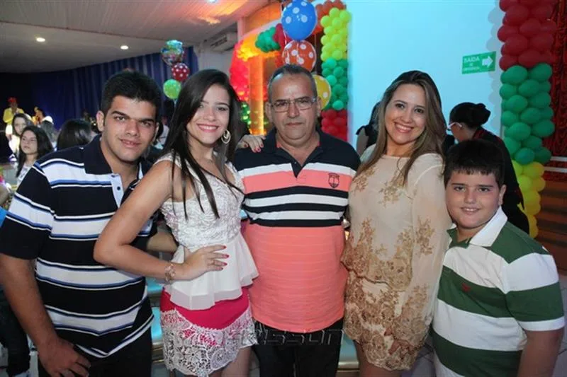 Augusto, Larissa, Almeida, Luciana e Gustavo Almeida