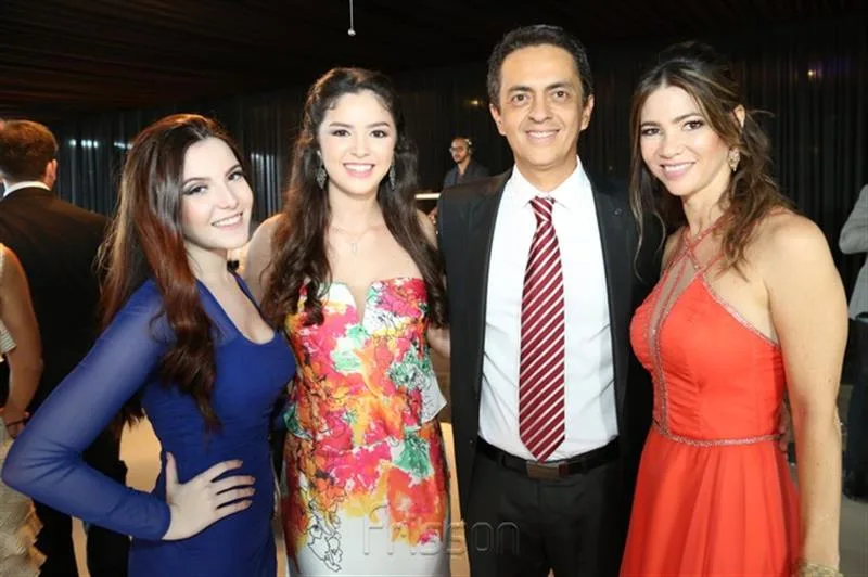 Anike Marangoni, Laura, Alexandre e Cristiane Pinto