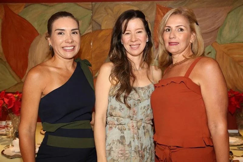 Ane Alcântara, Lara Fujita Márcia Peixoto